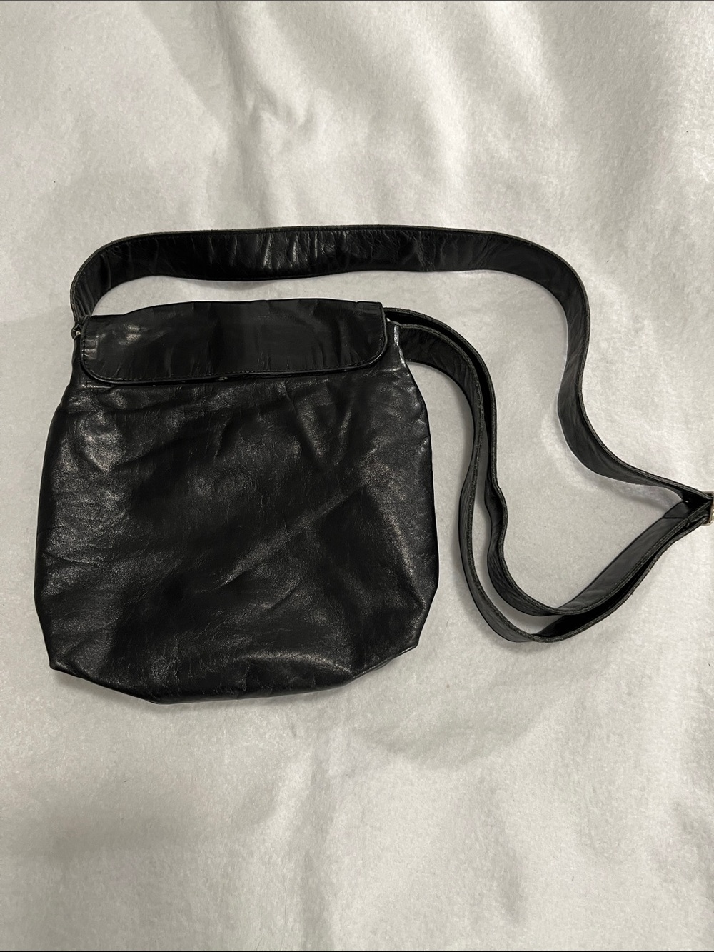 Vintage RUDSAK Black Leather Crossbody Messenger Bag - Made in Canada - Picture 8 of 11